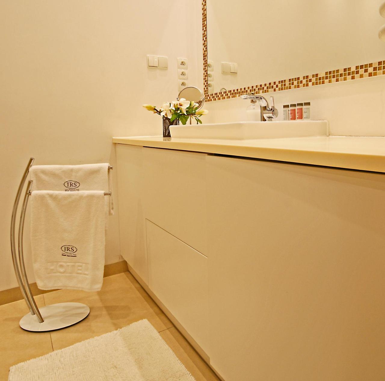 Irs Royal Apartments Apartamenty Irs Kwartal Kamienic 그단스크 외부 사진